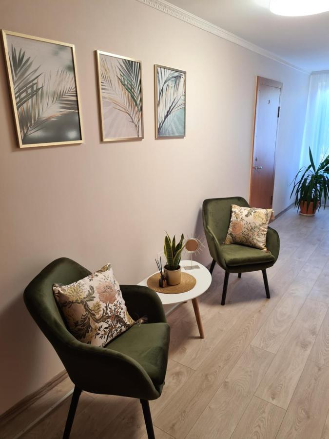 Justinos Vila Palanga Exteriör bild