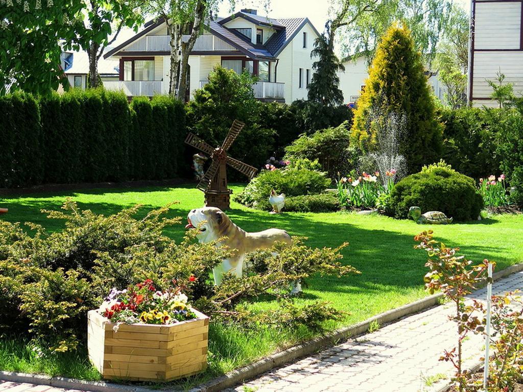Justinos Vila Palanga Exteriör bild